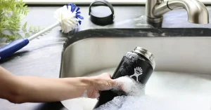 How to clean a hydro flask water bottle?